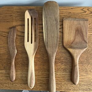 Mad Hungry 4 pcs Acacia Wood Spurtle Set
